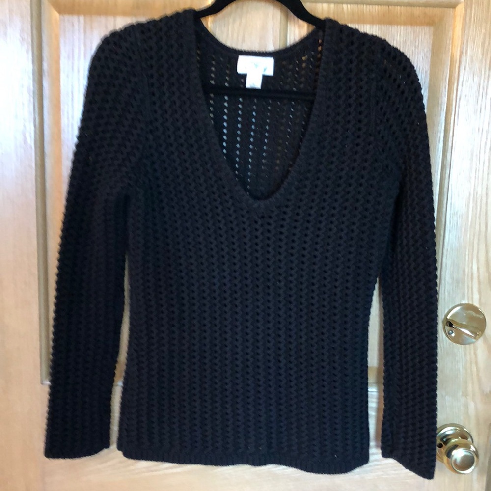 Ann Taylor Loft cotton V neck sweater. Size M.